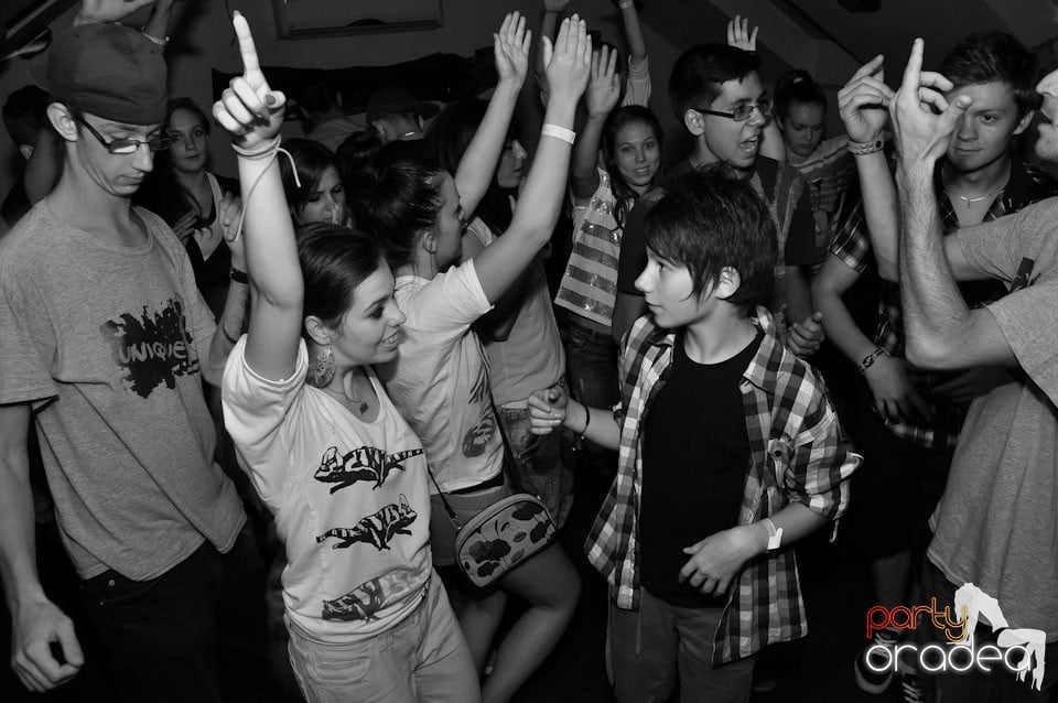 Zulu Party, Zulu Caffe