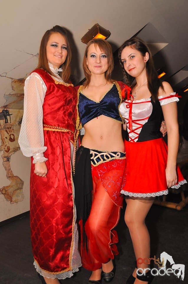 Zulu Saturday Night Party, Zulu Caffe