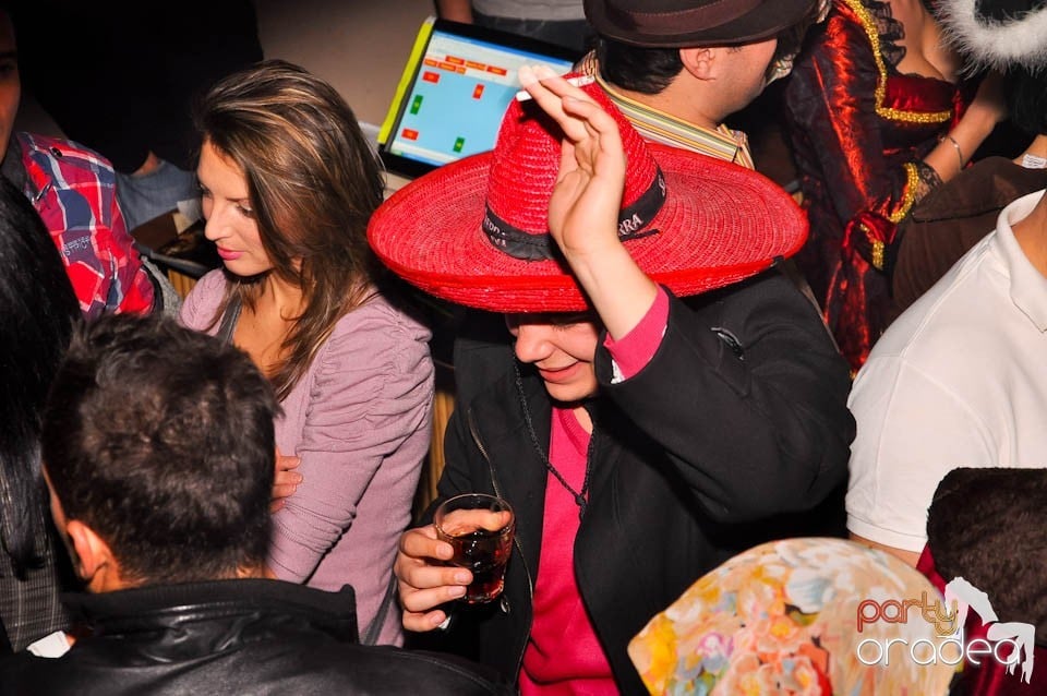 Zulu Saturday Night Party, Zulu Caffe