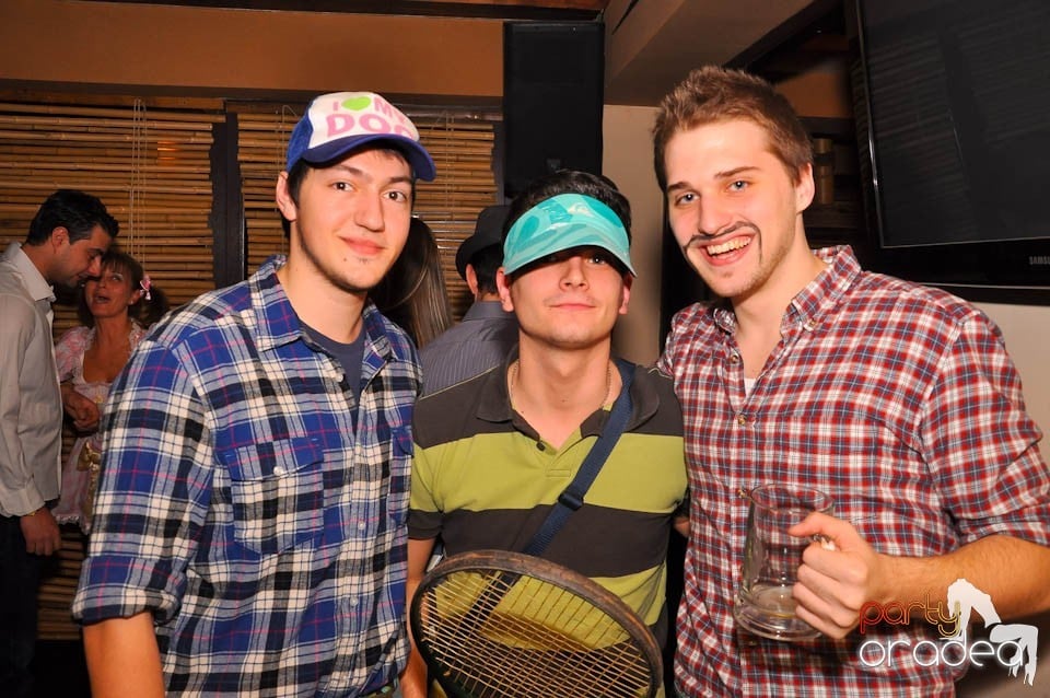 Zulu Saturday Night Party, Zulu Caffe