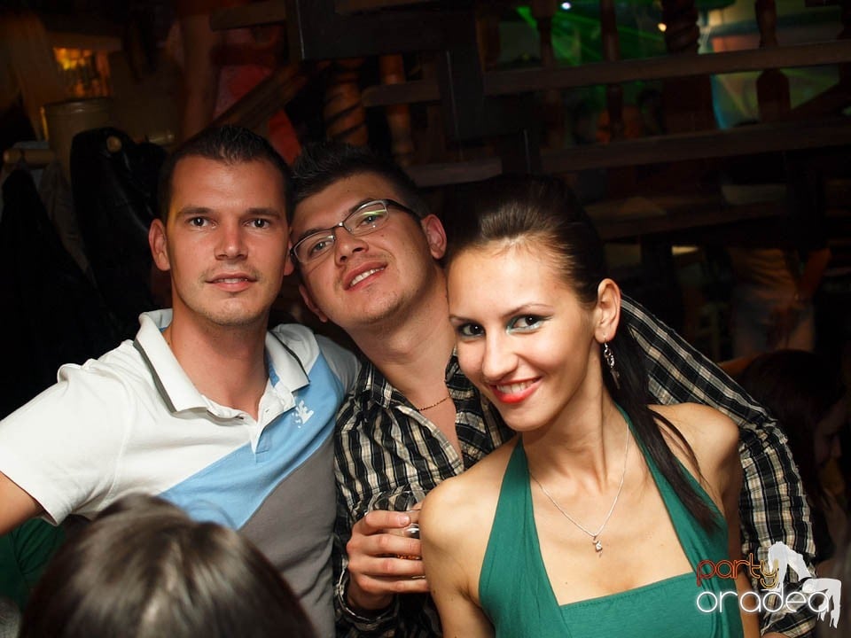 Zulu Saturday Night Party, Zulu Caffe