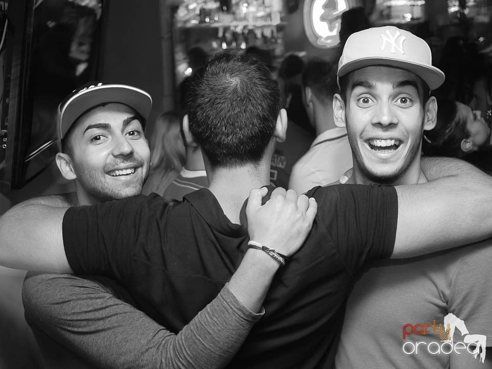 Zulu Saturday Night Party, Zulu Caffe