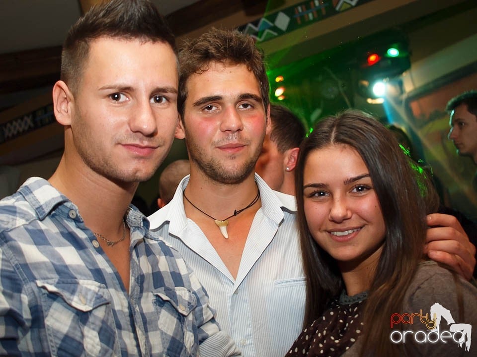 Zulu Saturday Night Party, Zulu Caffe