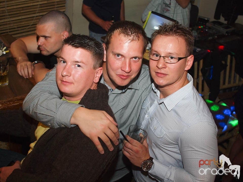 Zulu Saturday Night Party, Zulu Caffe