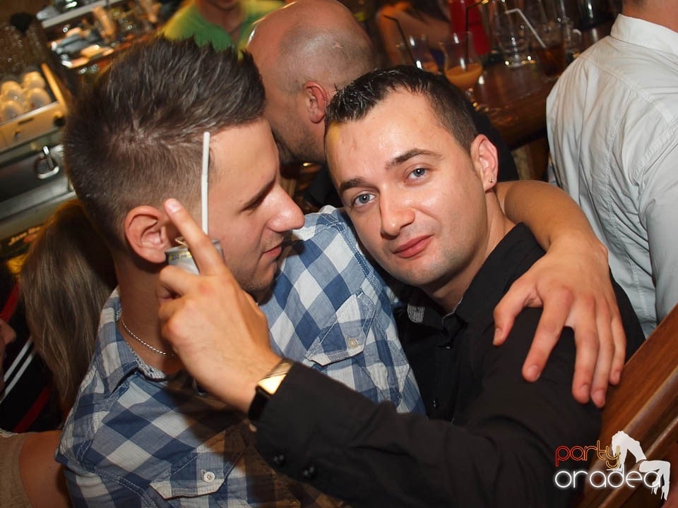 Zulu Saturday Night Party, Zulu Caffe