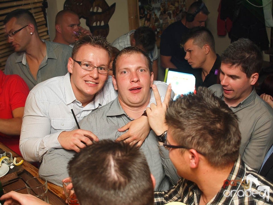 Zulu Saturday Night Party, Zulu Caffe