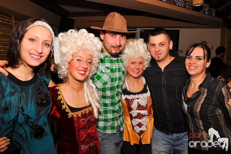 Zulu Saturday Night Party, Zulu Caffe