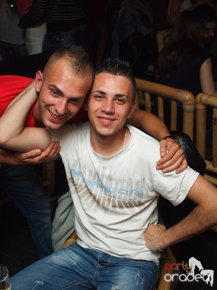 Zulu Saturday Night Party, Zulu Caffe