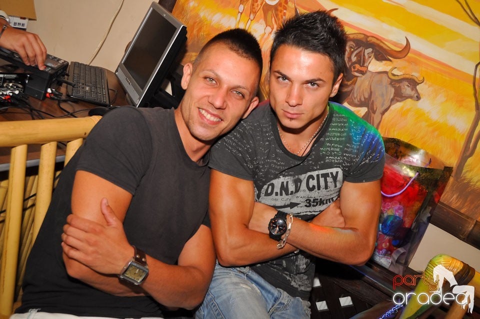 Zulu Saturday Night Party, Zulu Caffe