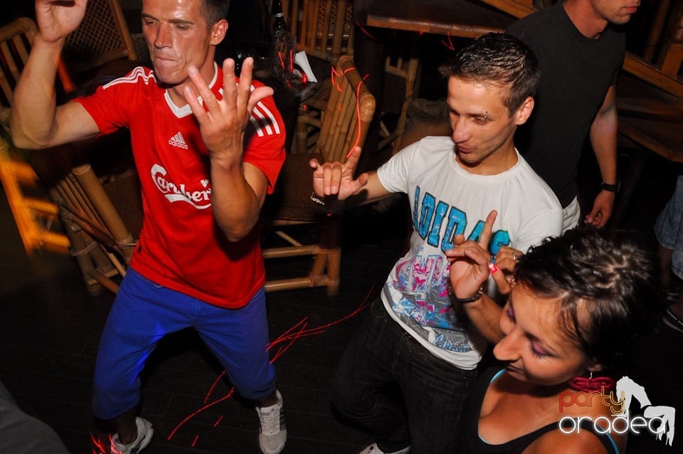 Zulu Saturday Night Party, Zulu Caffe