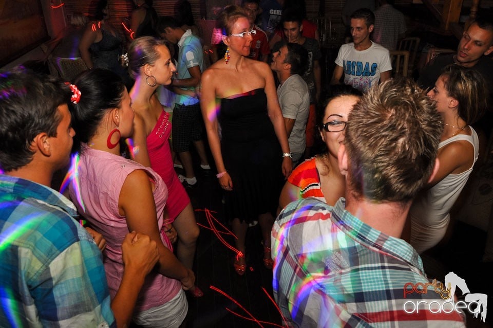 Zulu Saturday Night Party, Zulu Caffe