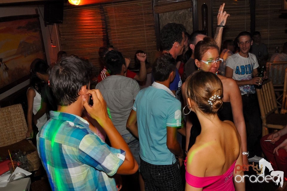 Zulu Saturday Night Party, Zulu Caffe