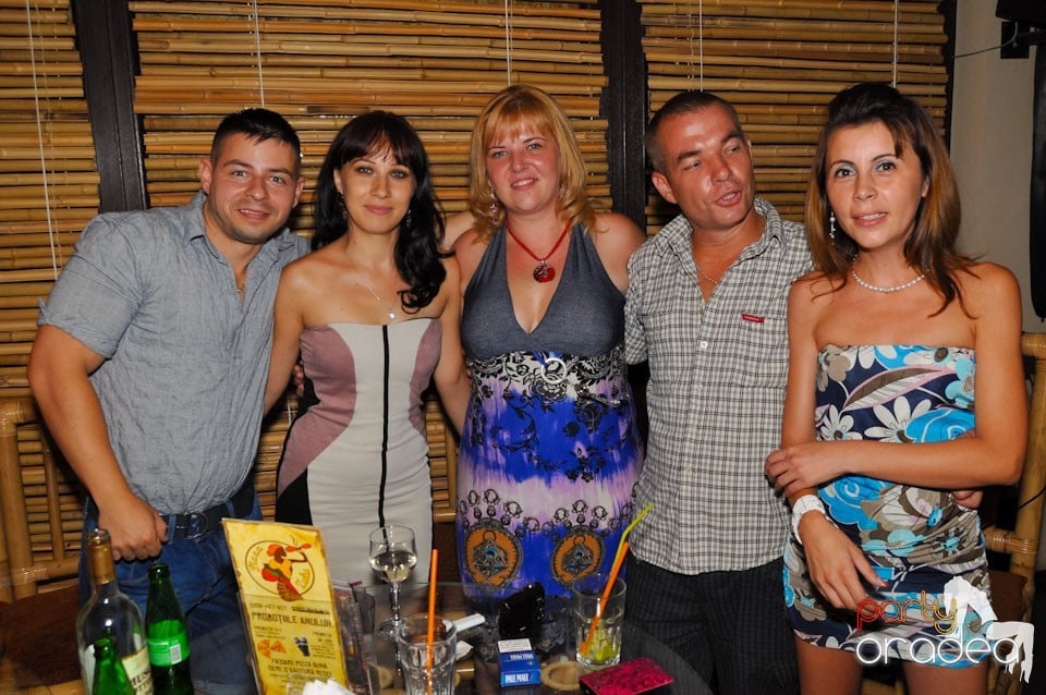 Zulu Saturday Night Party, Zulu Caffe