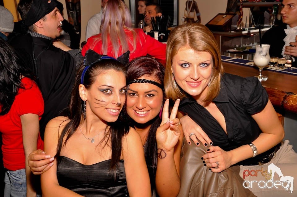 Zulu Saturday Night Party, Zulu Caffe