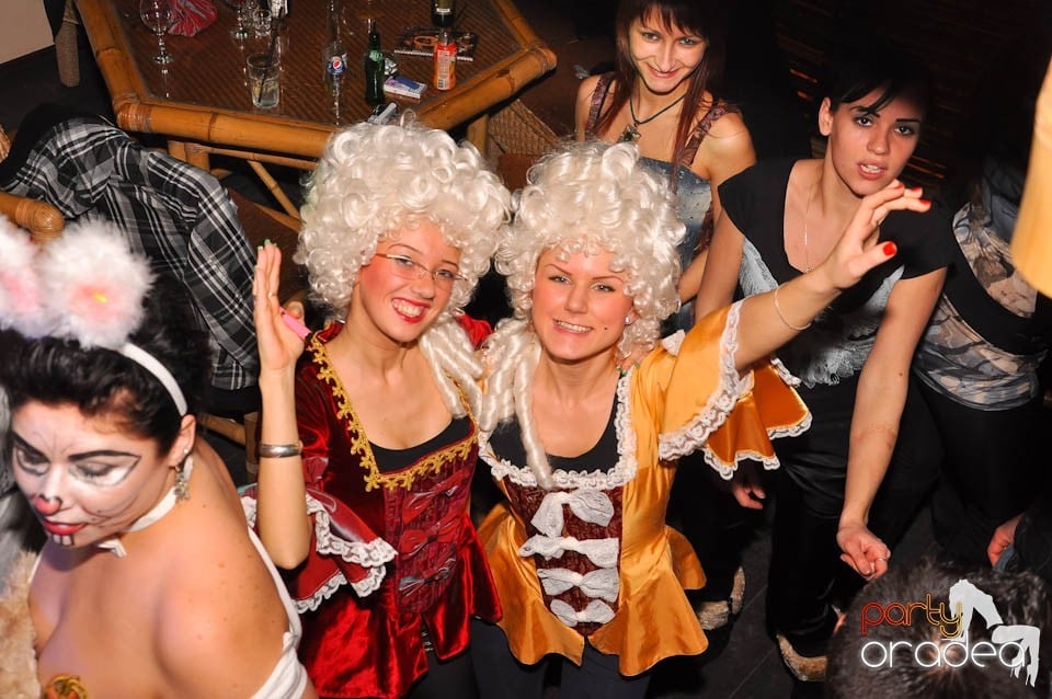 Zulu Saturday Night Party, Zulu Caffe