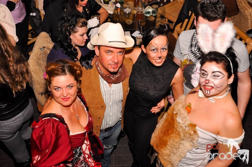 Zulu Saturday Night Party, Zulu Caffe