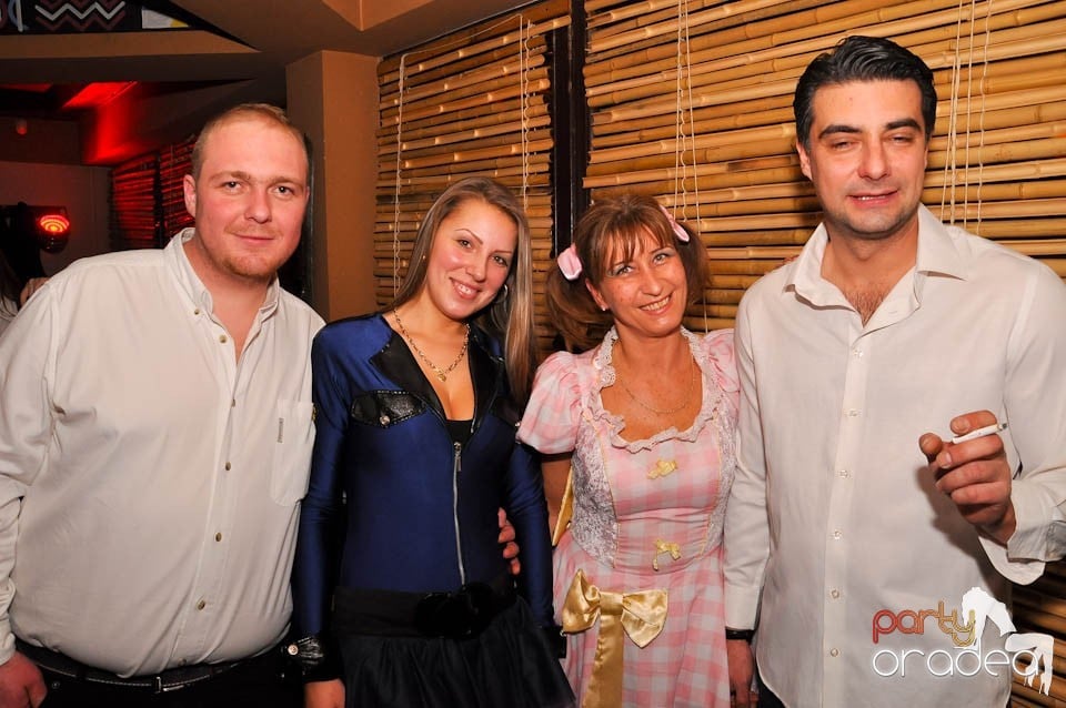 Zulu Saturday Night Party, Zulu Caffe