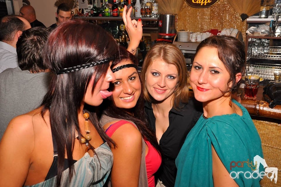 Zulu Saturday Night Party, Zulu Caffe