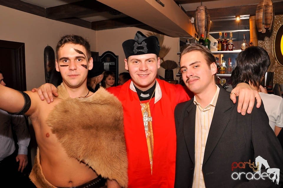 Zulu Saturday Night Party, Zulu Caffe