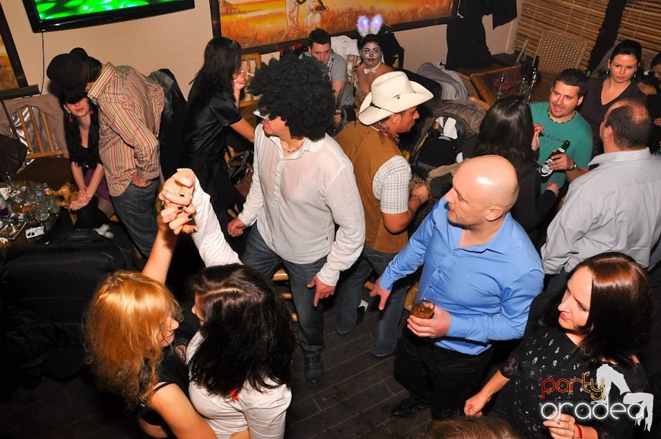 Zulu Saturday Night Party, Zulu Caffe