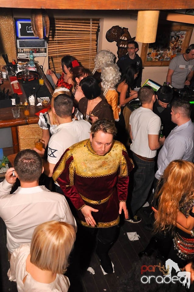 Zulu Saturday Night Party, Zulu Caffe