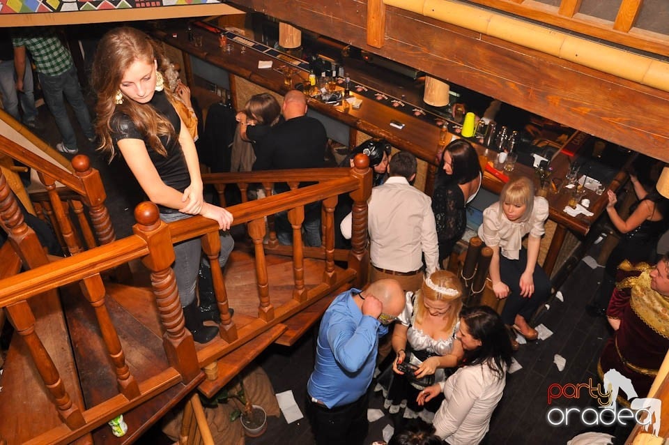 Zulu Saturday Night Party, Zulu Caffe