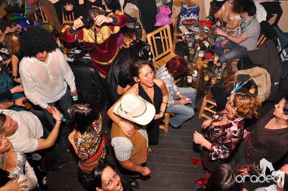 Zulu Saturday Night Party, Zulu Caffe