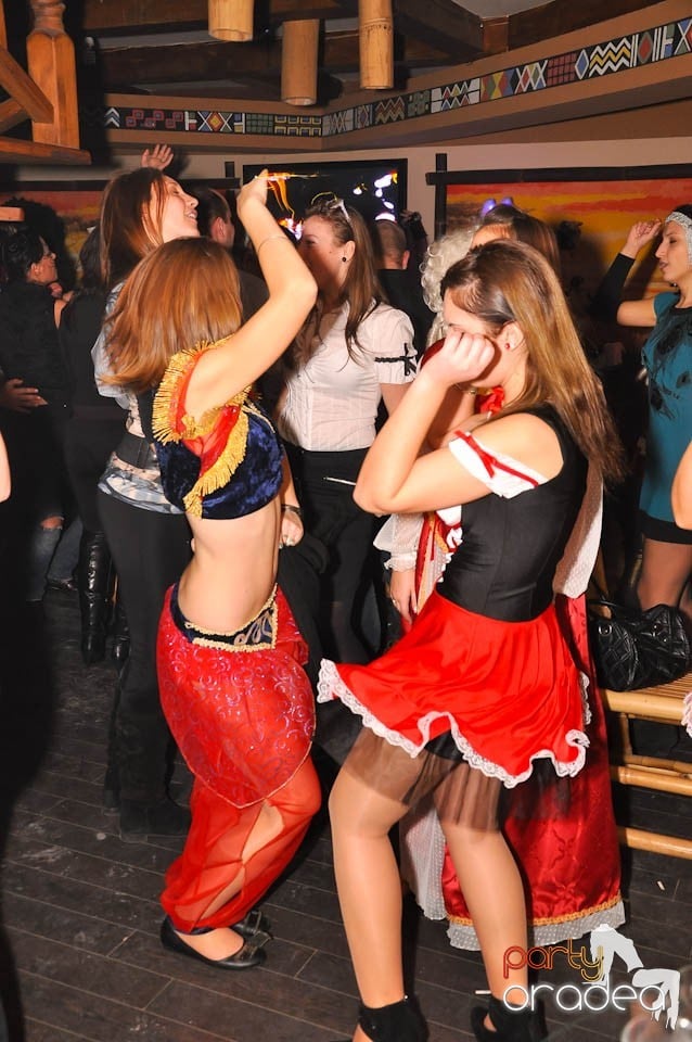 Zulu Saturday Night Party, Zulu Caffe