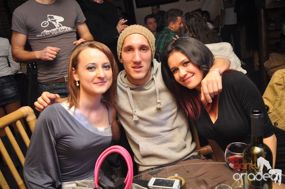 Zulu Saturday Night Party, Zulu Caffe