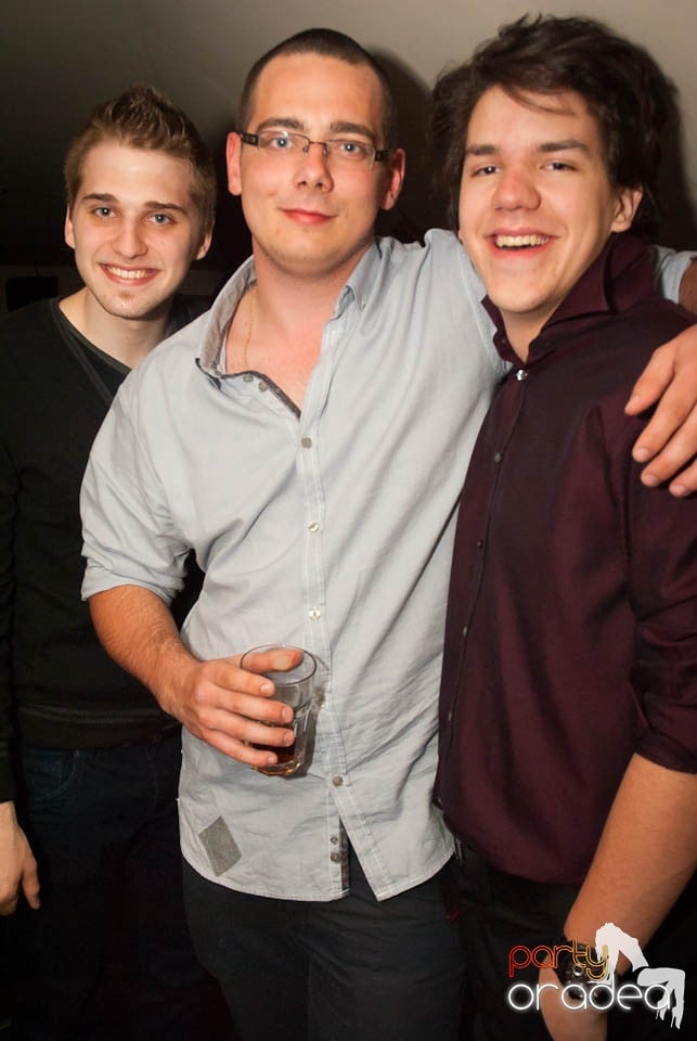 Zulu Saturday Night Party, Zulu Caffe