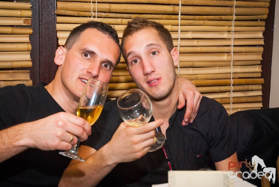 Zulu Saturday Night Party, Zulu Caffe