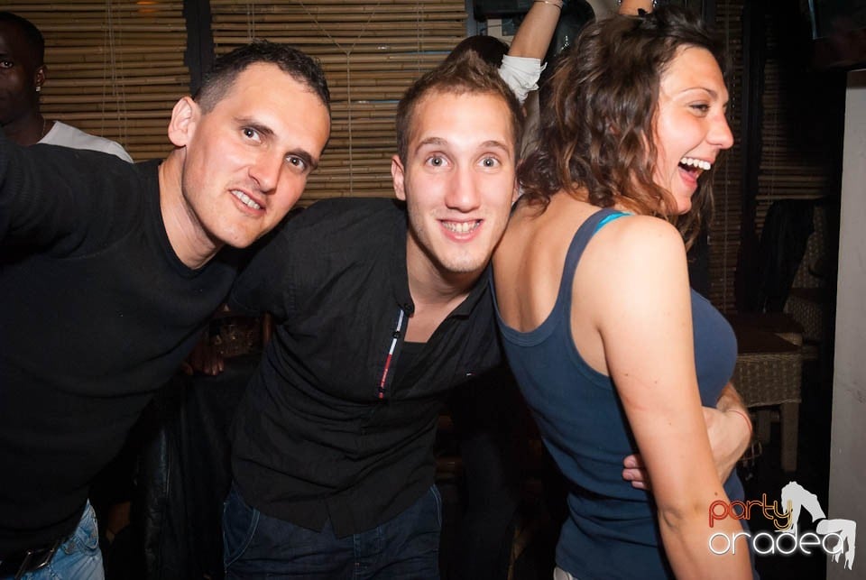 Zulu Saturday Night Party, Zulu Caffe