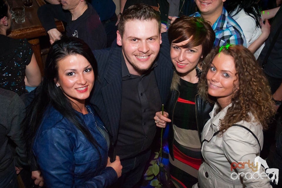 Zulu Saturday Night Party, Zulu Caffe