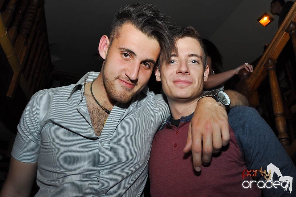 Zulu Saturday Night Party, Zulu Caffe