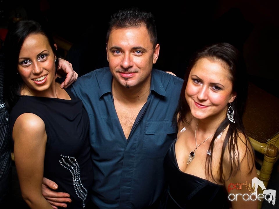 Zulu Saturday Night Party, Zulu Caffe