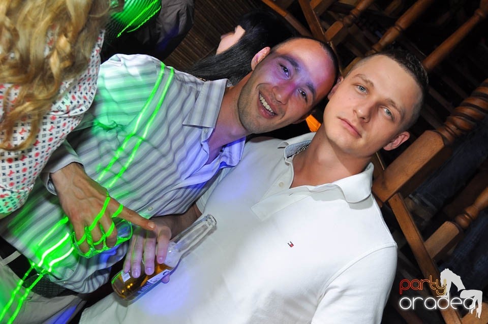 Zulu Saturday Night Party, Zulu Caffe