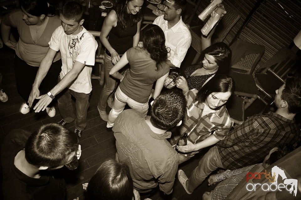 Zulu Saturday Night Party, Zulu Caffe