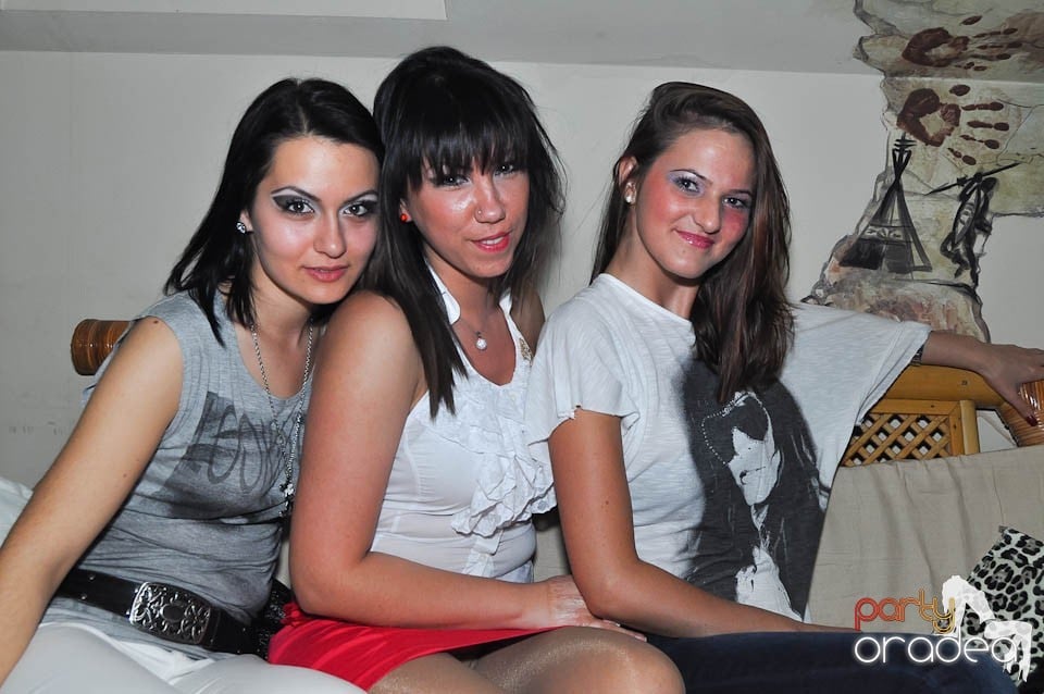 Zulu Saturday Night Party, Zulu Caffe