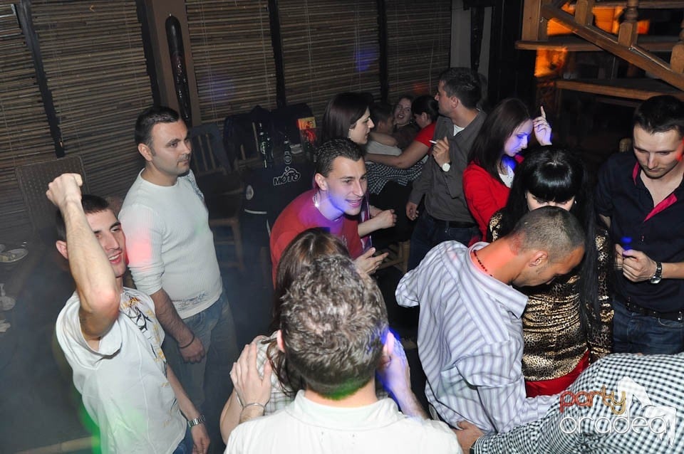 Zulu Saturday Night Party, Zulu Caffe