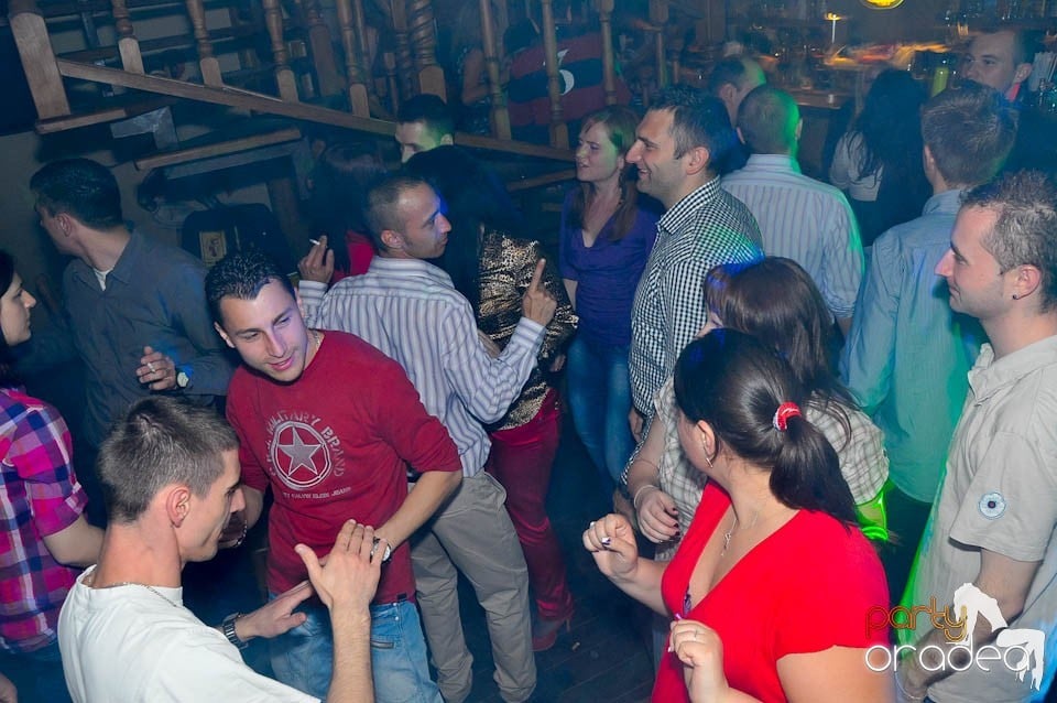 Zulu Saturday Night Party, Zulu Caffe