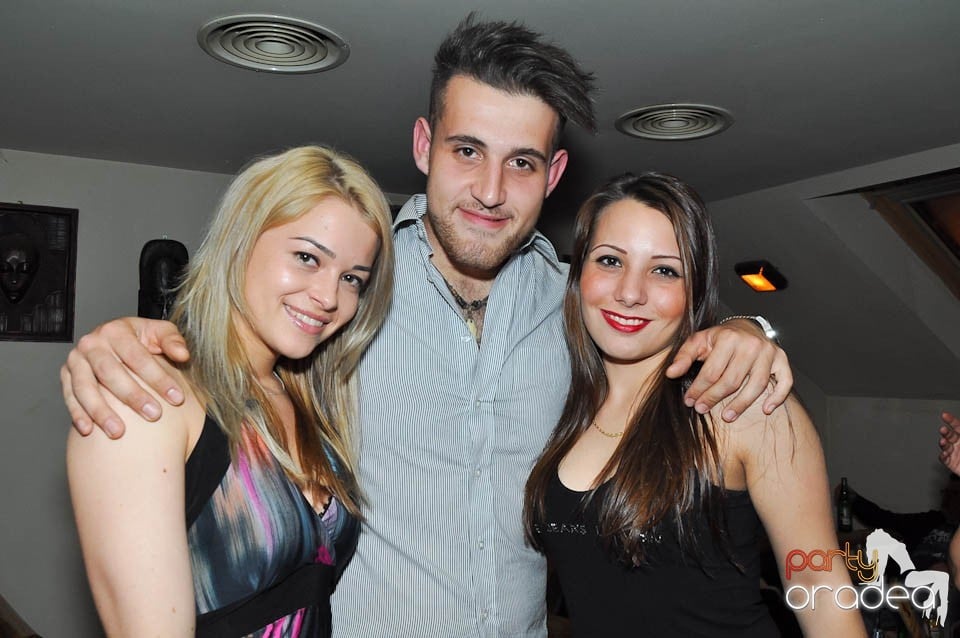 Zulu Saturday Night Party, Zulu Caffe