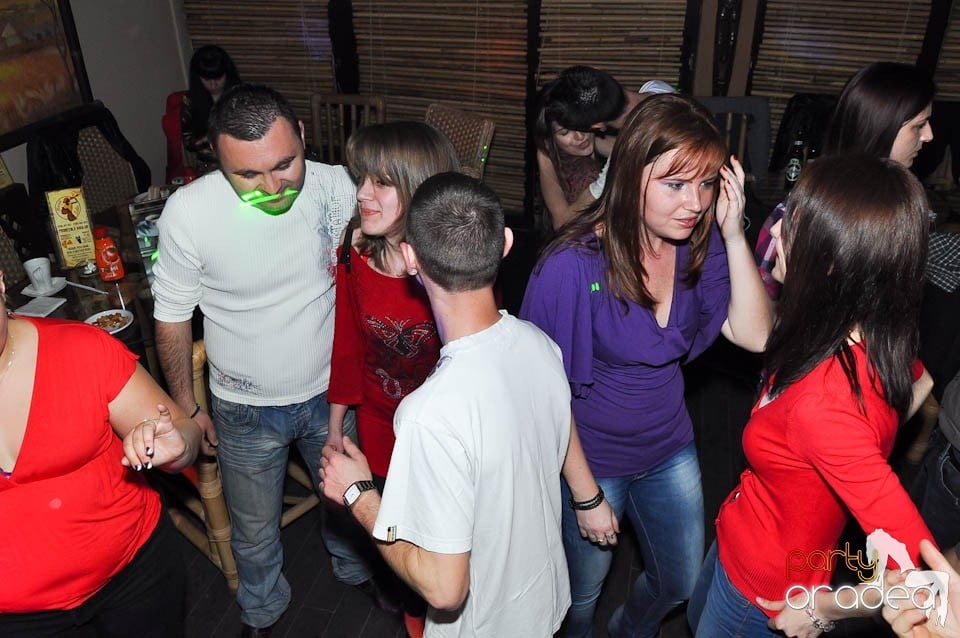 Zulu Saturday Night Party, Zulu Caffe