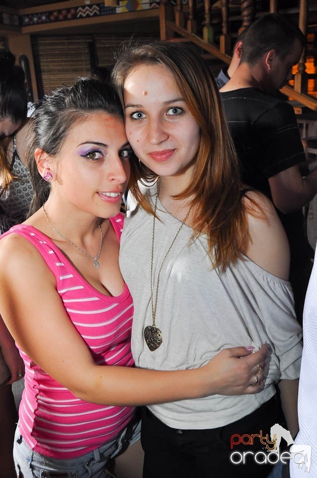 Zulu Saturday Night Party, Zulu Caffe