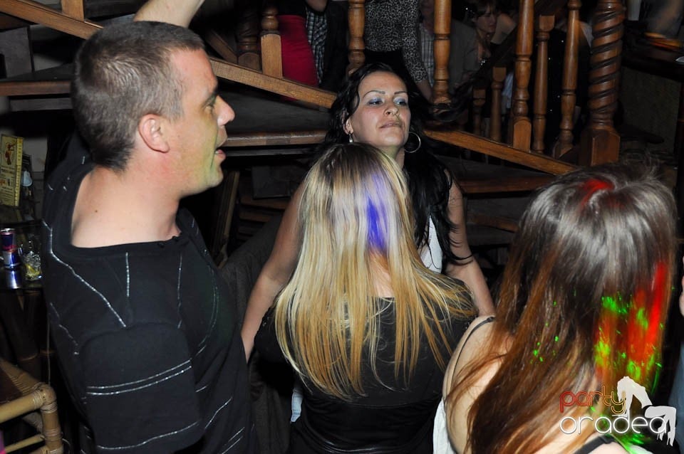 Zulu Saturday Night Party, Zulu Caffe