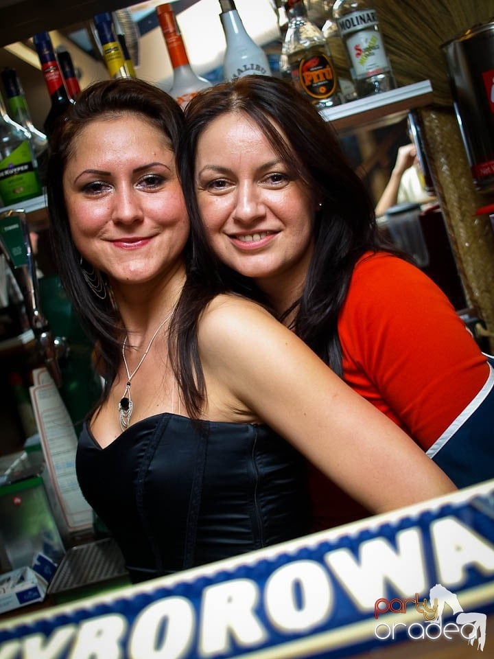 Zulu Saturday Night Party, Zulu Caffe