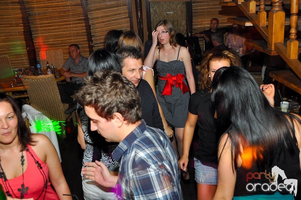 Zulu Saturday Night Party, Zulu Caffe