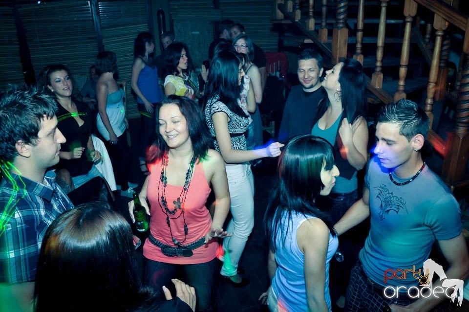 Zulu Saturday Night Party, Zulu Caffe