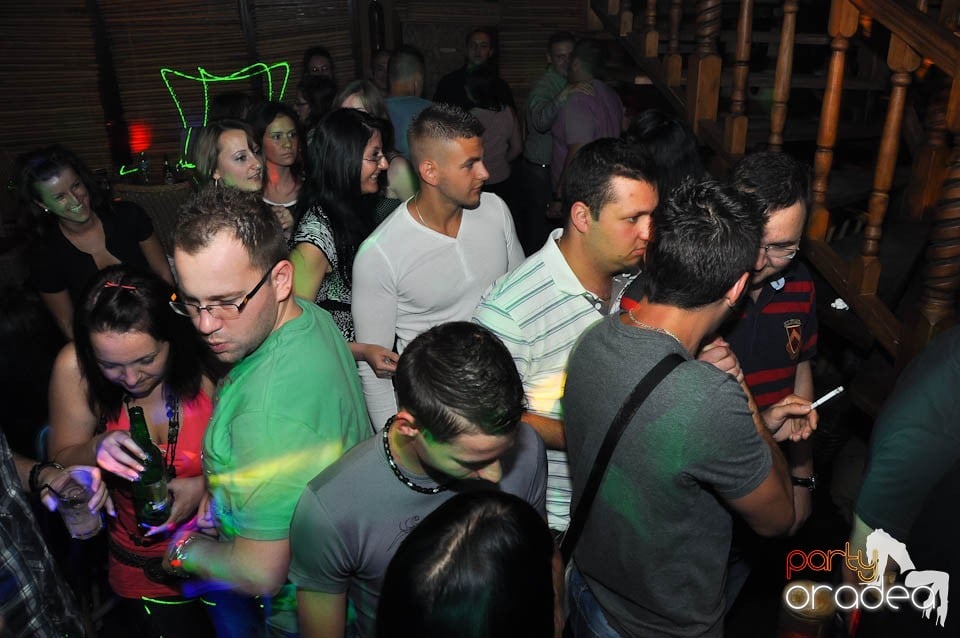 Zulu Saturday Night Party, Zulu Caffe