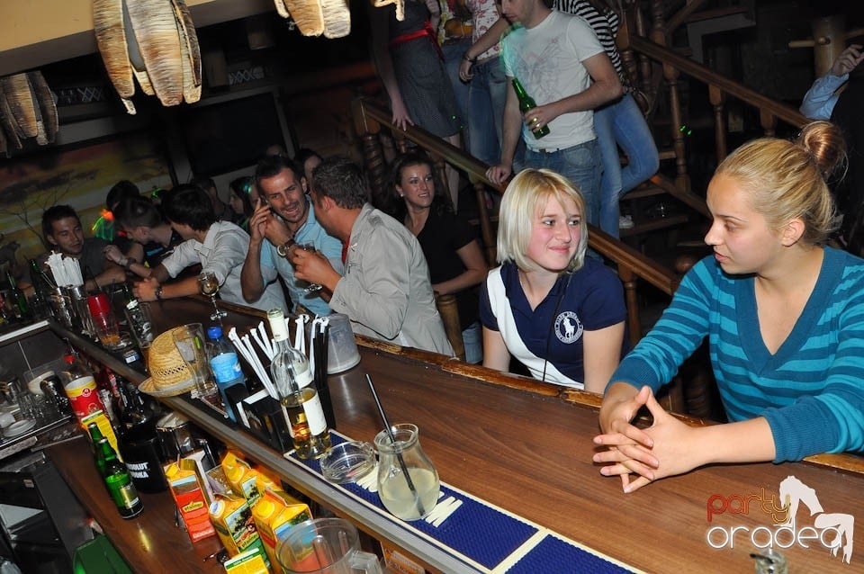 Zulu Saturday Night Party, Zulu Caffe