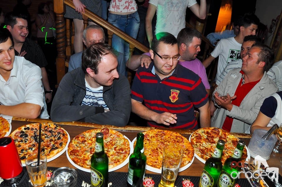 Zulu Saturday Night Party, Zulu Caffe